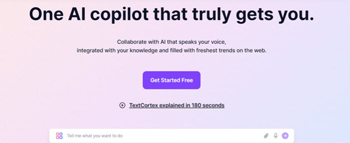 TextCortex-AI-writing-assistant-homepage-showcasing-its-collaboration-and-integration-features